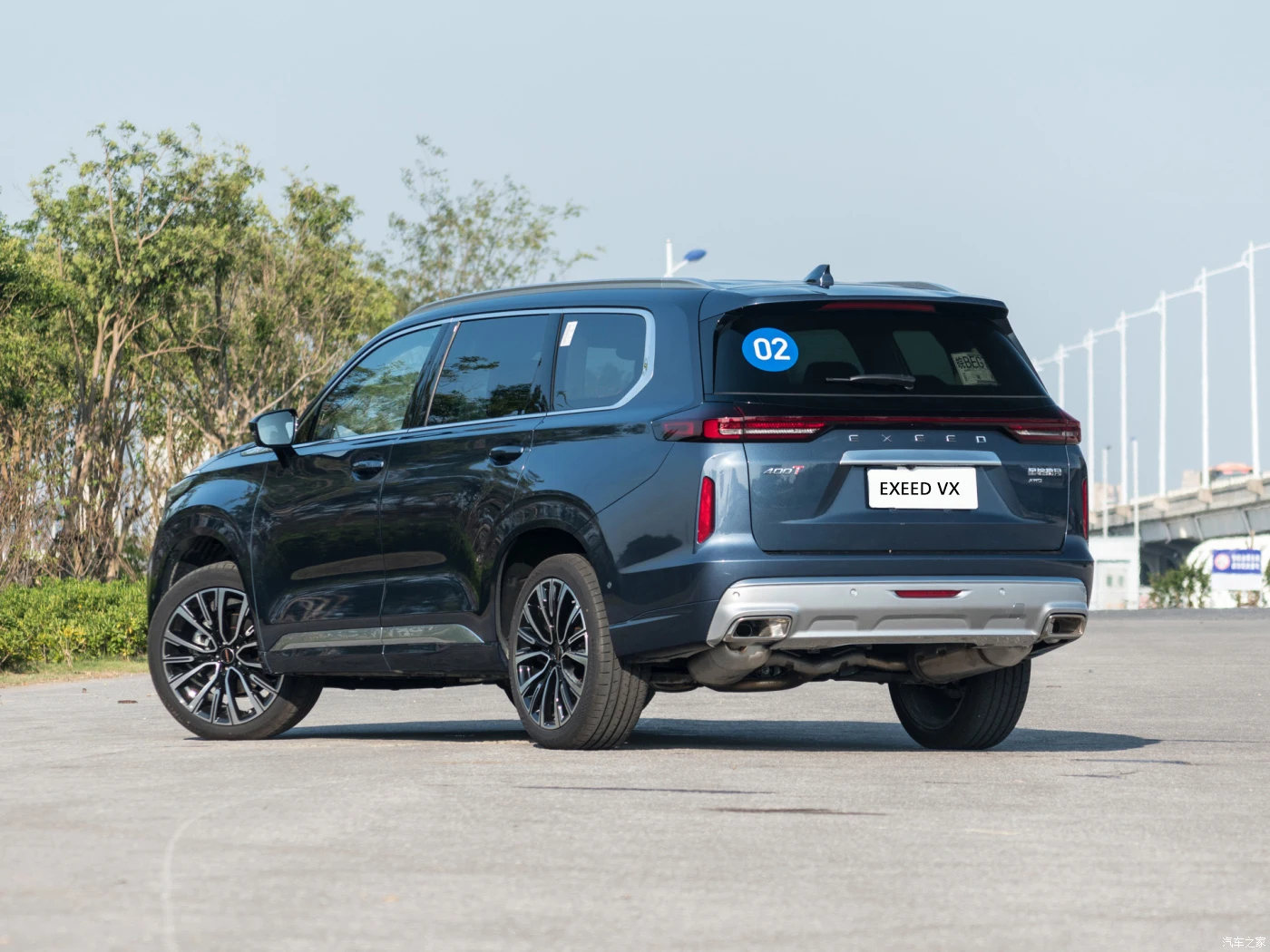 EXEEO VX Range Rover среднего размера внедорожник на топливе 5-дверный 7-местный автомобиль SUV2.0T261 лошадиные силы