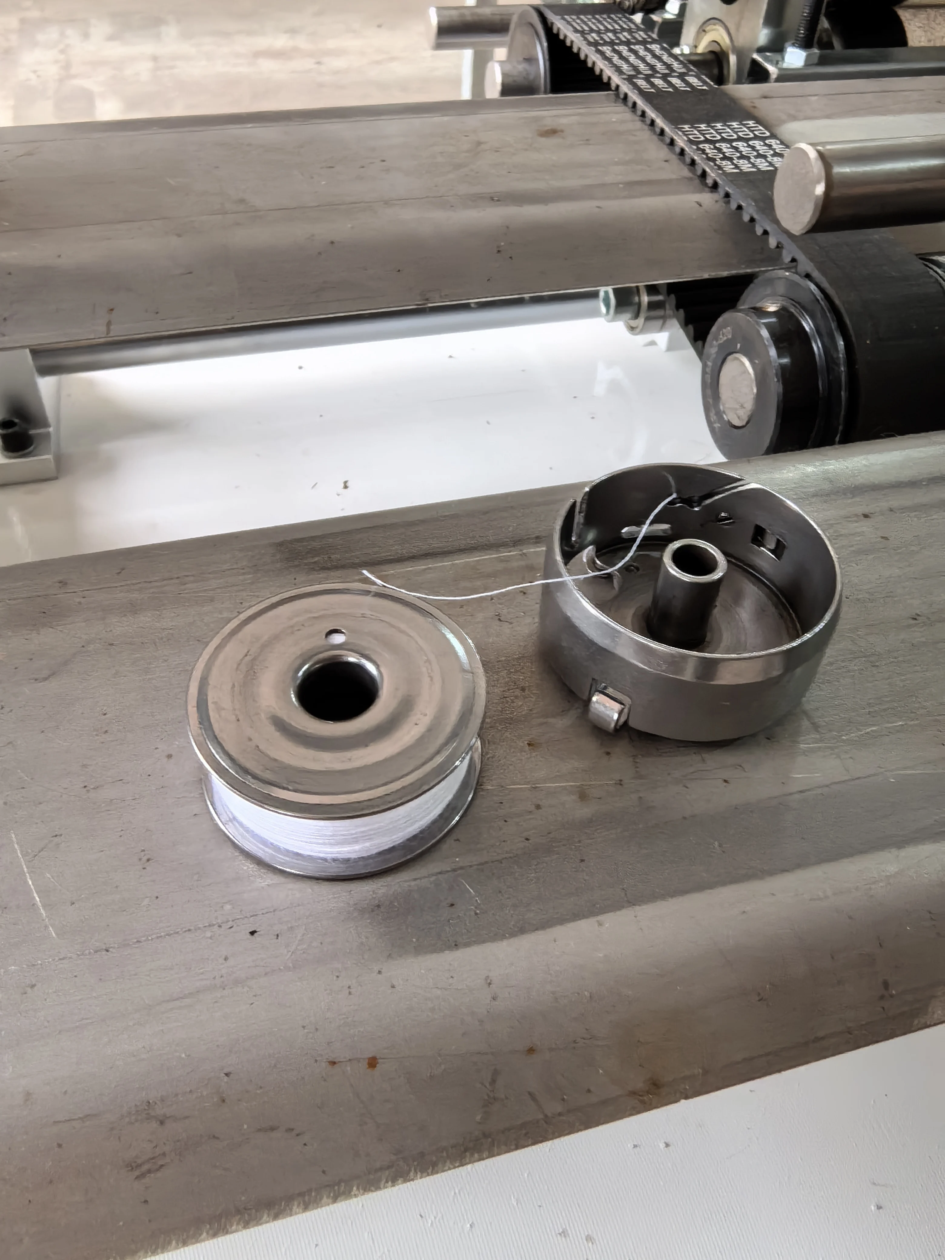 Лидер продаж, швейная машина для стеганых одеял/машина для шитья простыней/машина для производства матрасов, цена