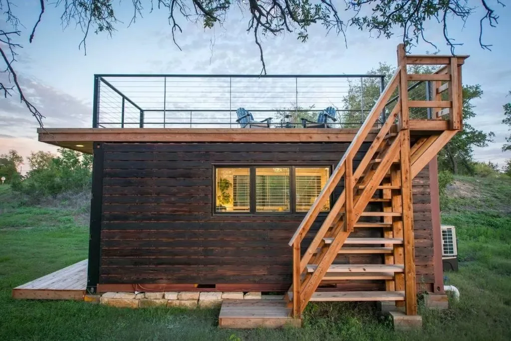 Hot Assembly Steel Structure Prefabricated Wood Living Container House