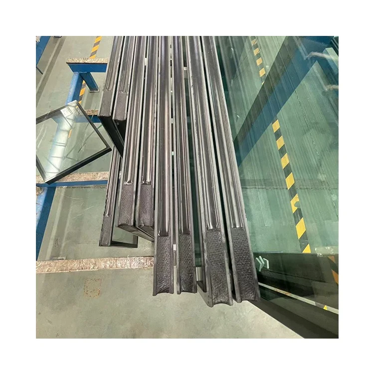 Wholesale Double-Layer Low-E Insulated Tempered Hollow Window Glass Panel Solar Greenhouse Usage Flat Shape for Building