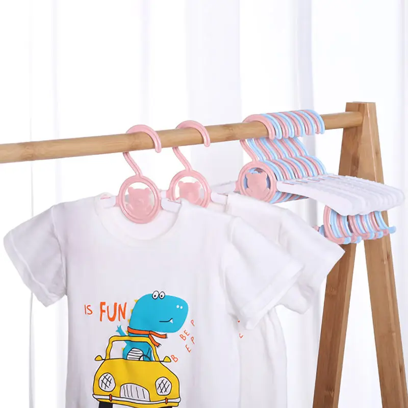 Adjustable Baby Clothes Hangers Children Plastic Clothing Display Rack Non-slip Kids Hanger Newborn Coats Organizer