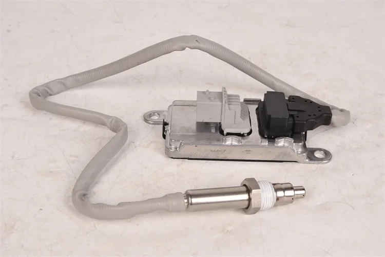 Proper Price Top Quality Guaranteed 24V Nitrogen Oxygen Sensor NOX Sensor Gas Systems 2294290 5WK97400  For SCANIA