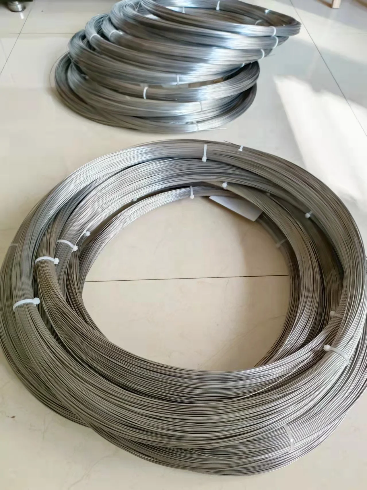 Нитиноловый провод 0,025 мм (0,0010 дюйма), используемый для модуля, Нитиноловая память формы, проволока давления из сплава