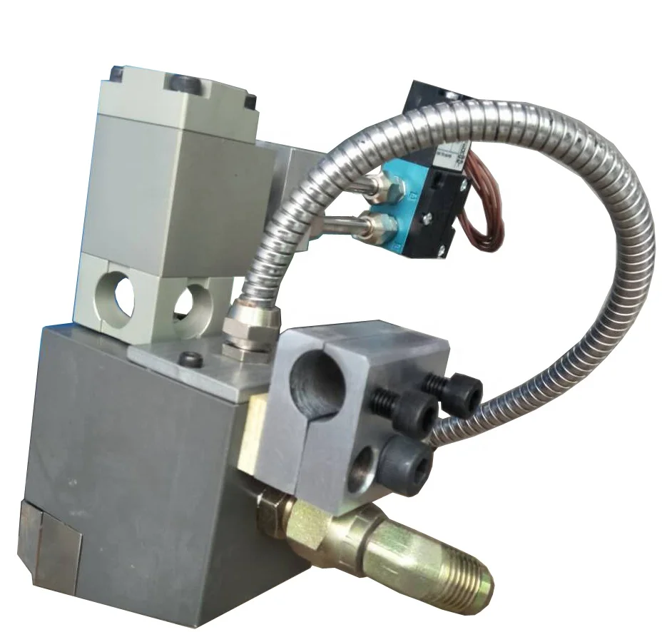 hot melt automatic scrape nozzle  glue gun in textile industry