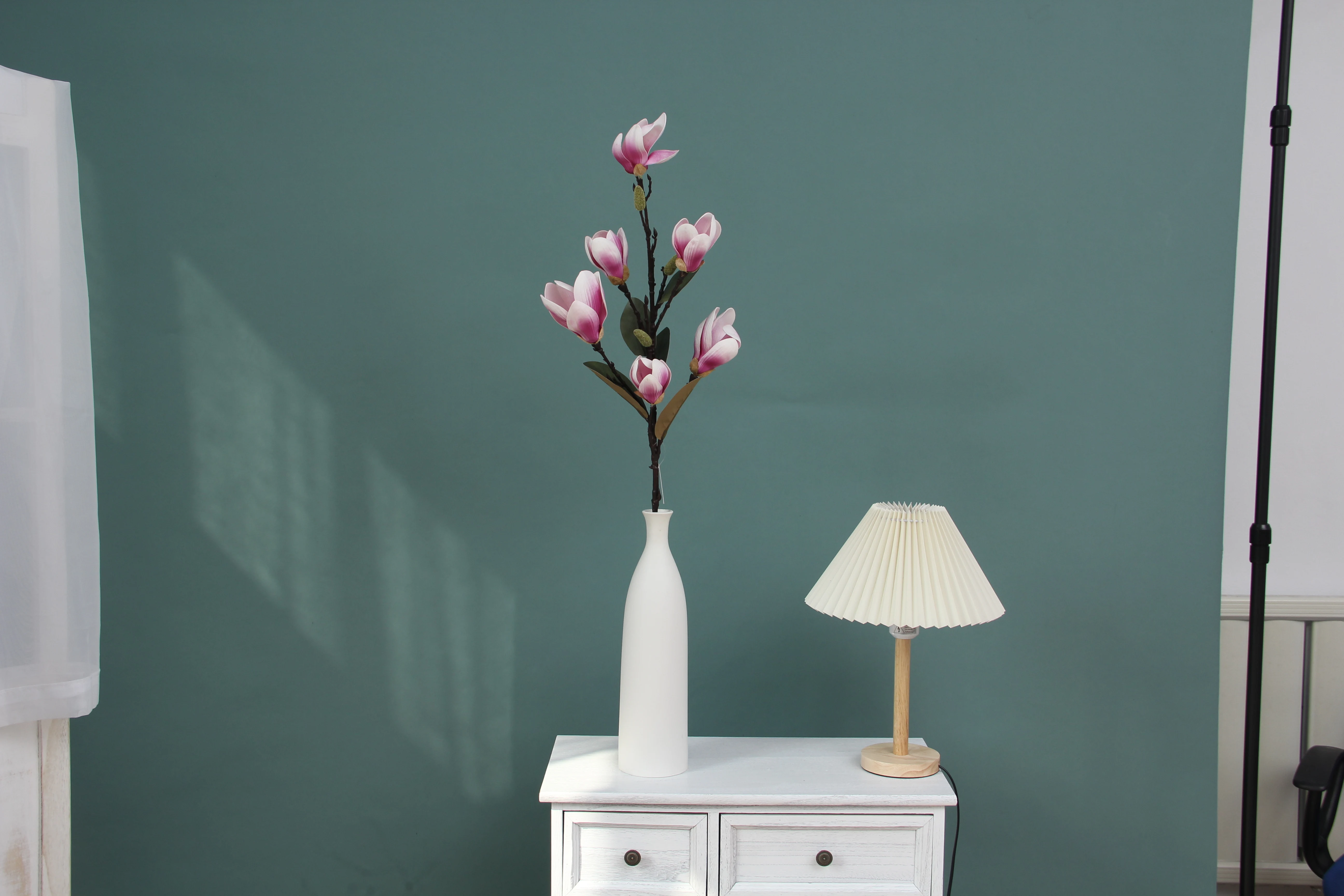 Cheap Price Ball Magnolia Artificial Wedding Flower Dandelion Fabric Plastic Flower Natural For Wedding Party Graduation