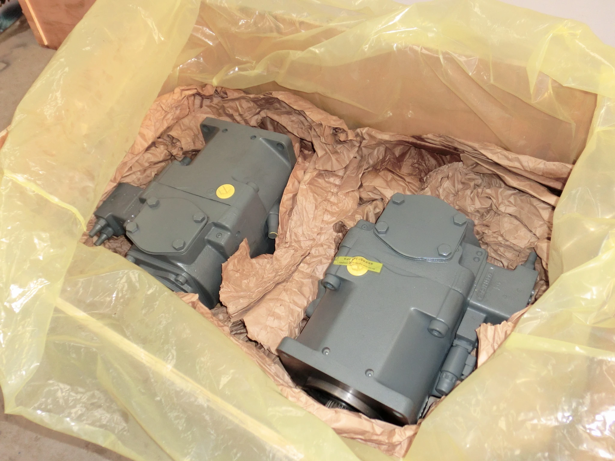 Rexroth Hydraulic Pump A11VLO260EP2D /11R-NZD12N00 for Hydraulic Spare Parts First Come First Serve