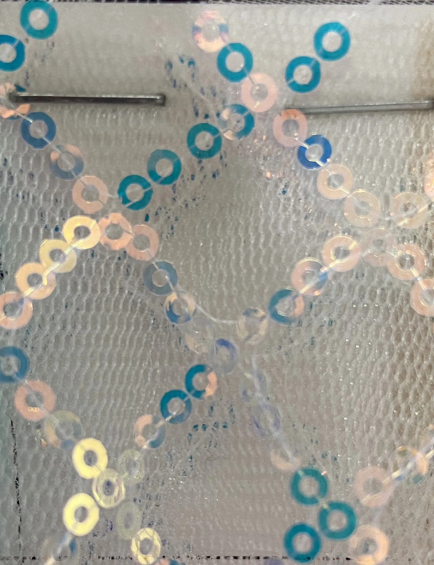 Wholesale Bridal Gown Wedding Party Dress Cloth 3mm Iridescent Sequin Plaid Tulle Lace Crochet Fishnet Fabric