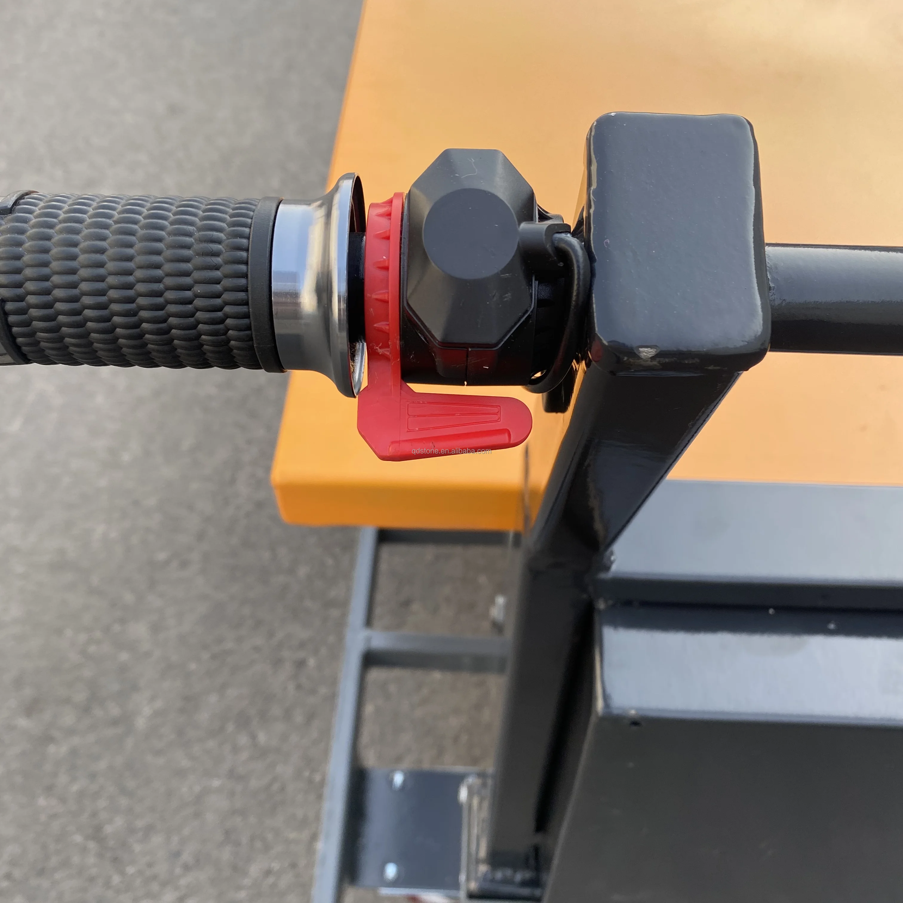 48V/12A Can lift 2.8m mobile loading and unloading vehicle platform Electric truck   ET300H