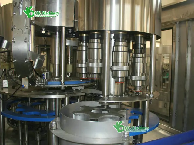 Automatic Pet Bottle Water Filling Machine / Packing Line