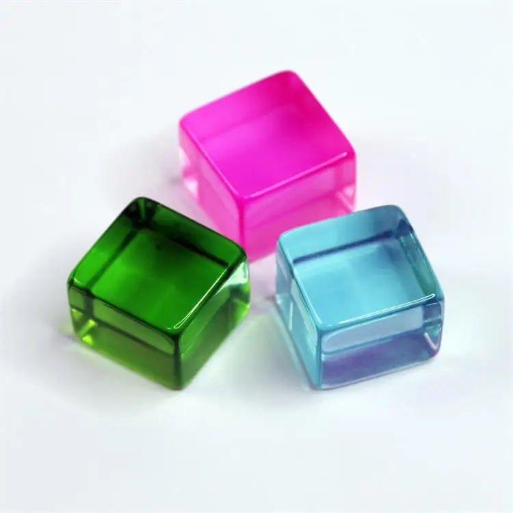 Mixing Color Artificial Plastic Ice Cubes with Rounded Corners Safe Non-toxic Acrylic Resin Block for Trade Shows and Fairs