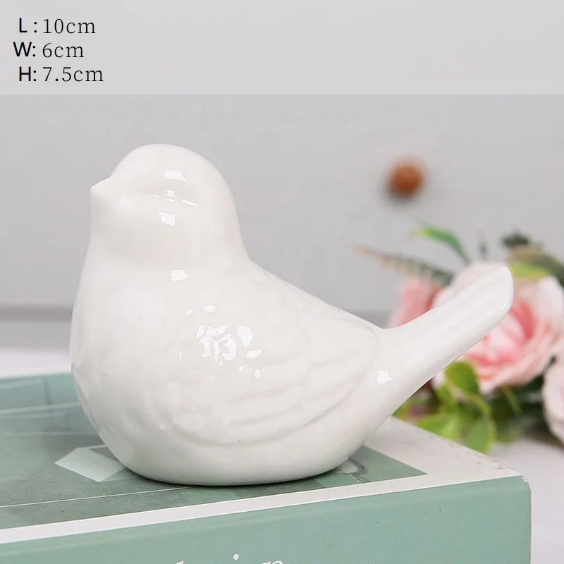 Factory Price Custom Eco-friendly Ceramic Bird Figurine Home Hotel Decor Ornaments Small Birds Porcelain Stoneware Statues