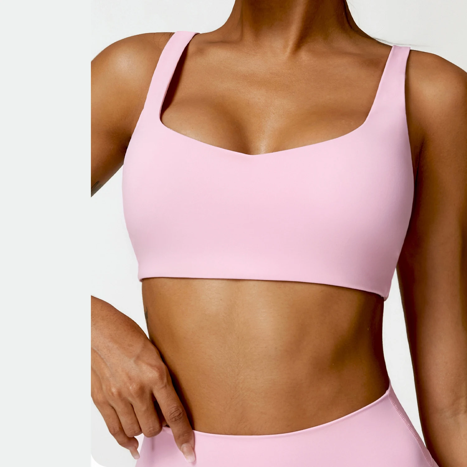 Shockproof pro running girls classic cross back yoga padded sports bra with back clasp