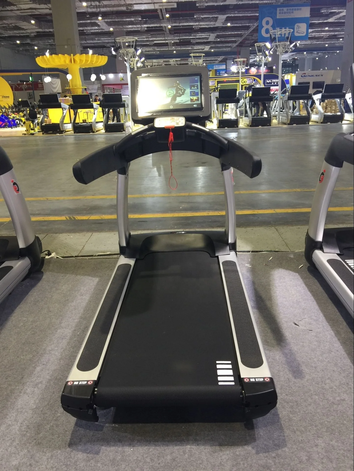 Best selling cardio exercise machine Electric treadmill max 7HP Treadmill running CE certificate