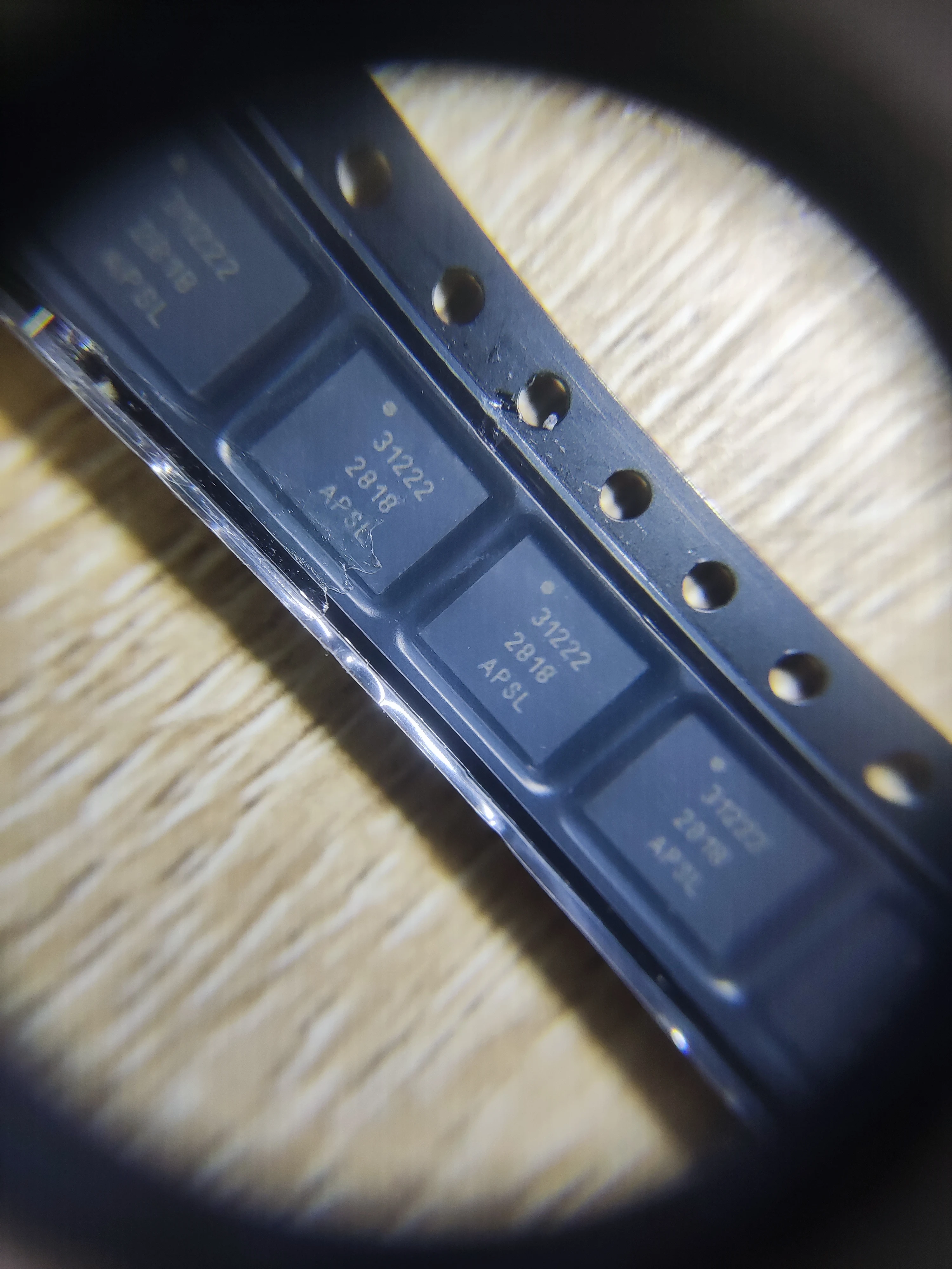 ALM-31222-TR1G IC AMP GSM 1.7GHZ-2.7GHZ 22MCOB RF amplifier chip