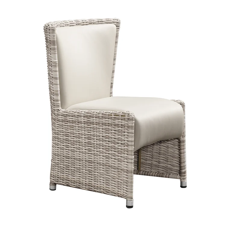 China manufacturer Luxury Outdoor Furniture Rattan Wicker Garden Dining Table and Chair Outdoor Furniture Dining Set