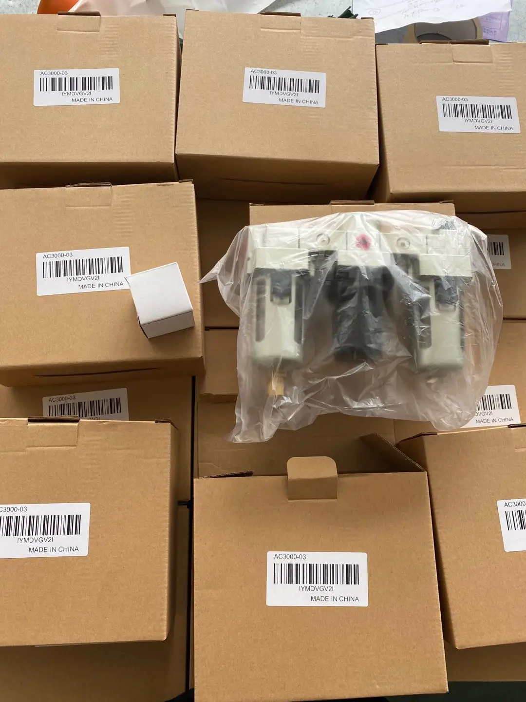 
SMC type AC3000-03 3/8 Inch port size FRL air Maintenance units Air Filter + pressure regulator + oil Lubricator 