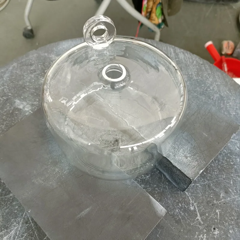 High purity high temperature resistant transparent quartz glass bottle