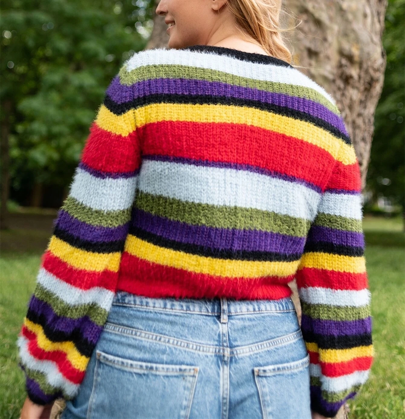 
Wholesale Rainbow Knitted Jumper Fluffy Knitwear Sweaters Pullovers Short Size Women 