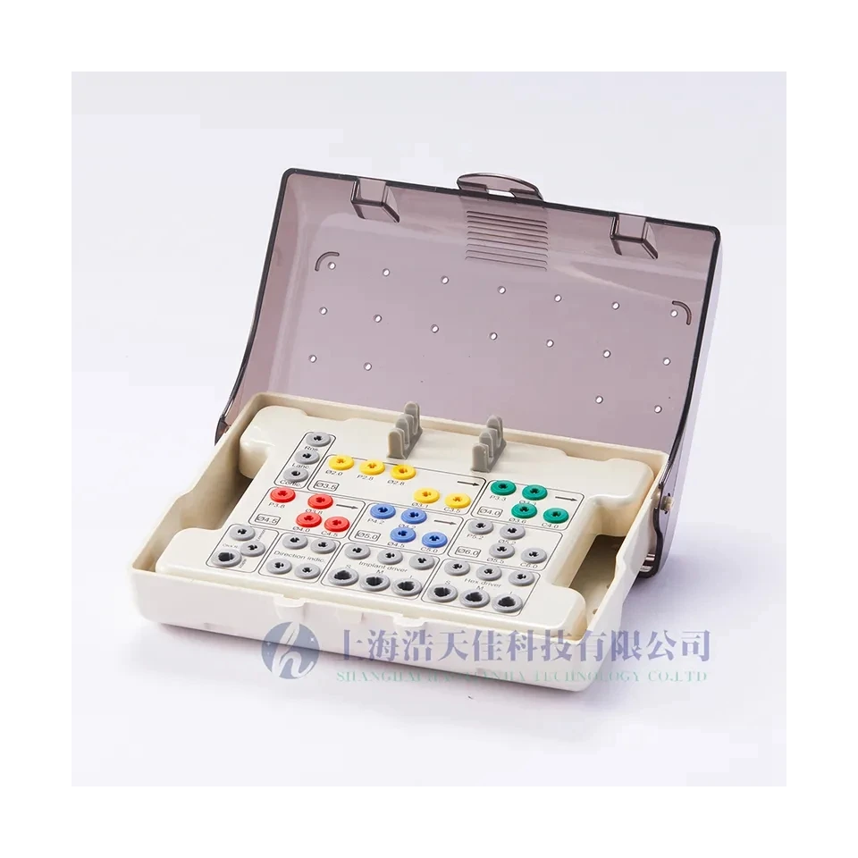 Медицинская коробка пластиковая часть медицинских продуктов с ответом очень