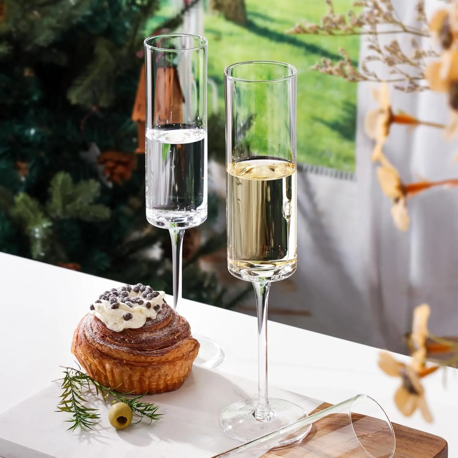 Classical Champagne Flutes Hand Blown  6oz Clear Crystal Champagne Glasses Gift for Wedding Anniversary Christmas