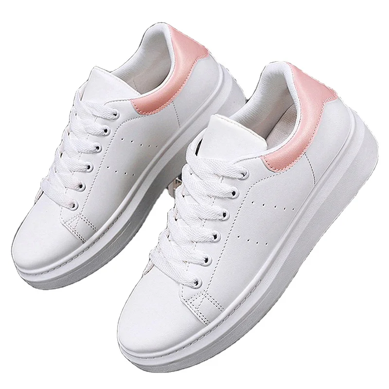 Wholesale 2020 new fashion ladies board shoes summer hot sale casual breathable sports white shoes  white sneakers women