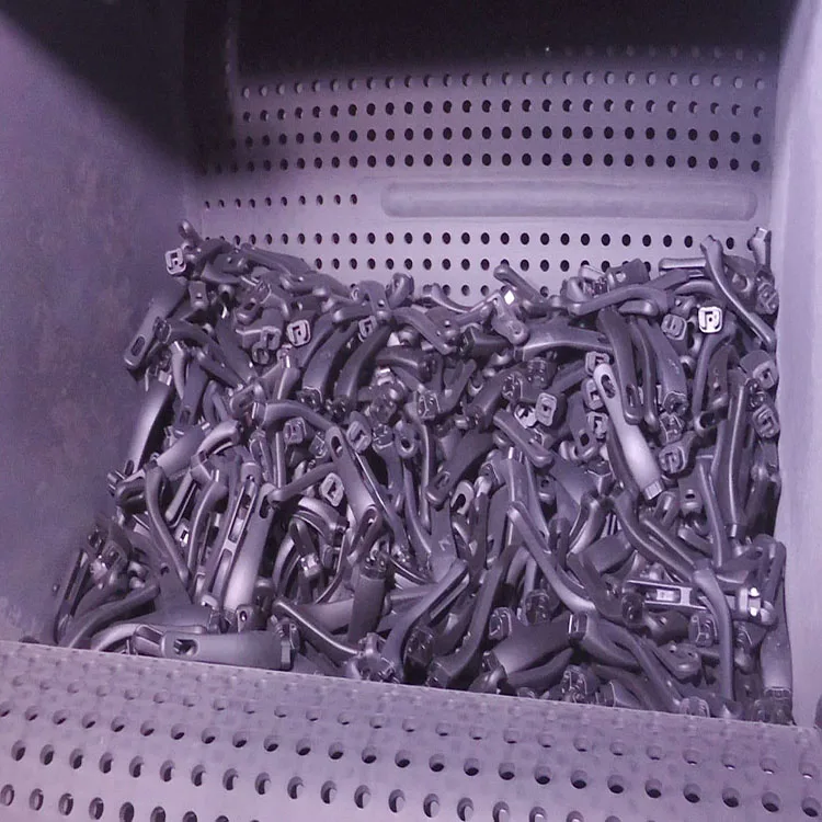 Nut and bolts small workpieces clean rust remove shot blasting machine