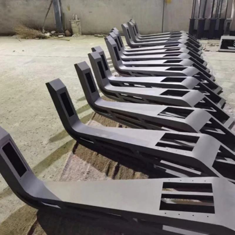 High quality galvanized 9m single arm street light pole solar street lamp pole