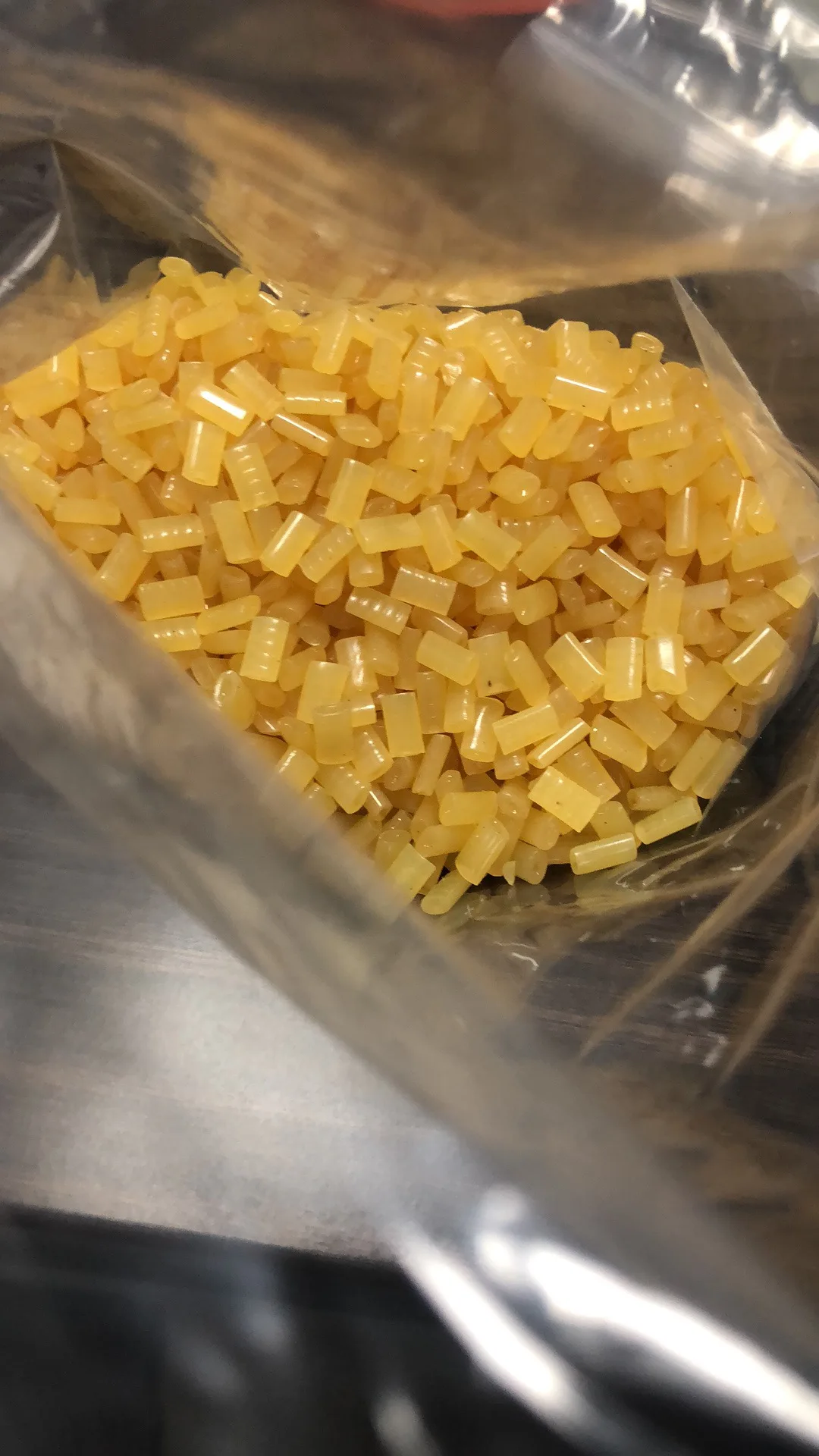 High quality EVA adhesive glue hot melt granule EVA Adhesive Granule Hot melt Glue Granule