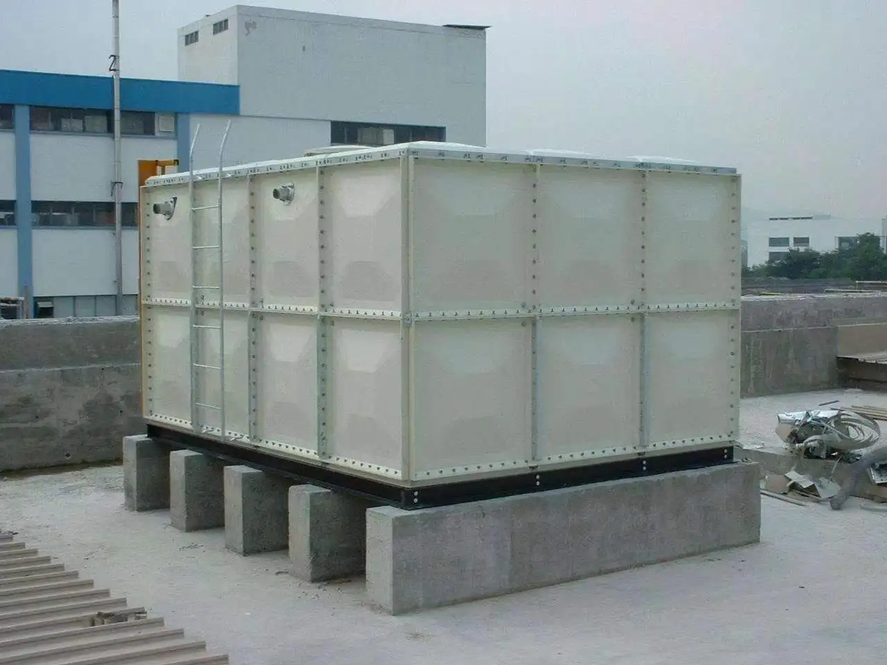 Industrial Precision Large Capacity FRP Tanks Iraq GRP Sectional Water Storage Tanks Constantly Improving
