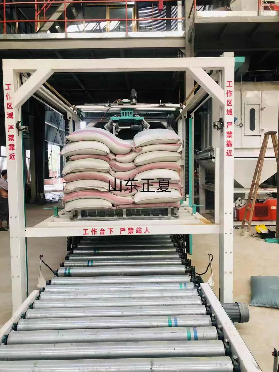 Automatic Packing Line Machine Boxes Bags Palletizer Robotic High Position High Level Palletizer Machine