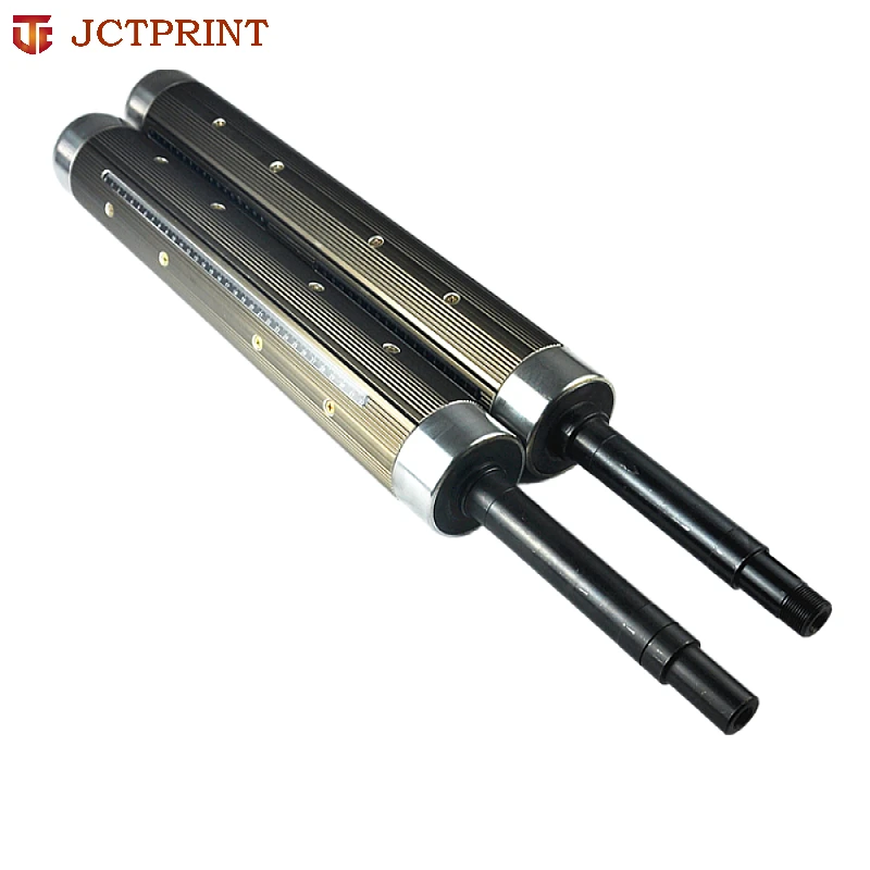 Mechanical unwind and rewind air shaft for flexo printing machine