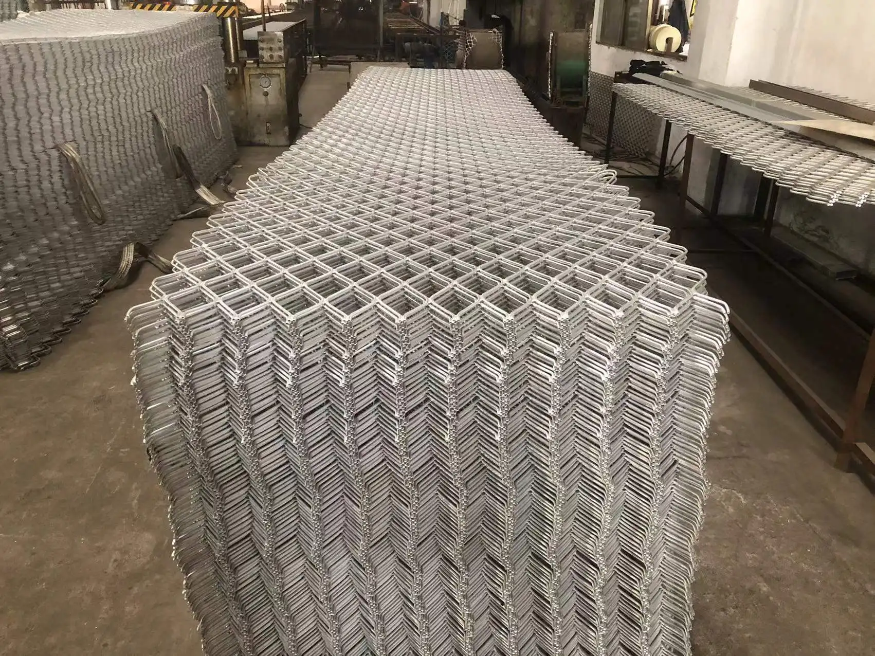 Wholesale Decorative Sheet Air Filter Diamond Hole Flat Aluminum Expanded Metal Mesh