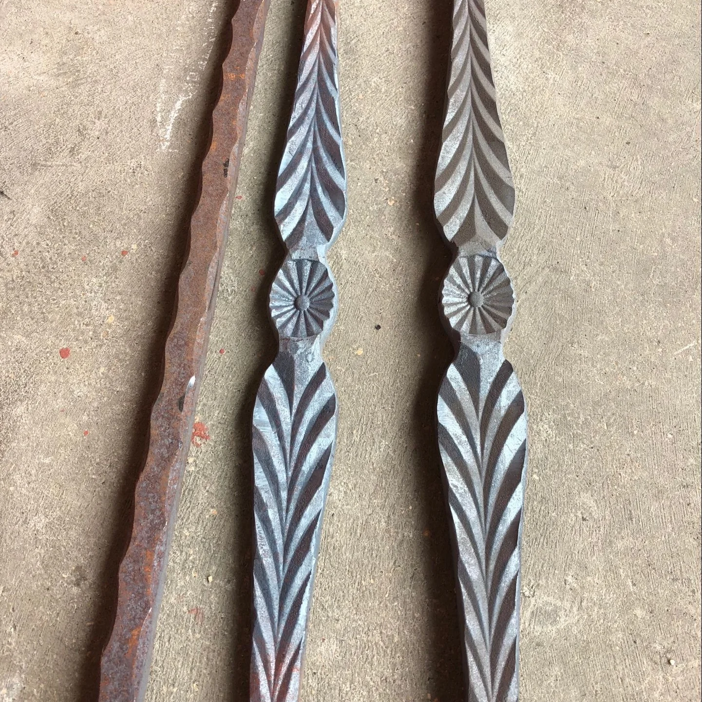 OUYA Hot Sale 14mm Square Wrought Iron Railing Parts Hammered Decorative Forged steel Balusters