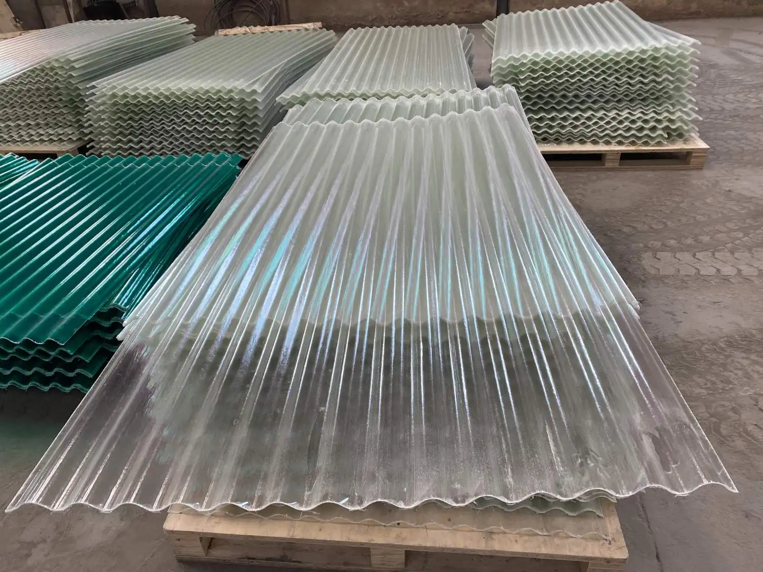 Clearing Roof Tiles Fiberglass FRP/ GRP Sheet Soundproof Heat Resistant Roofing Sheets
