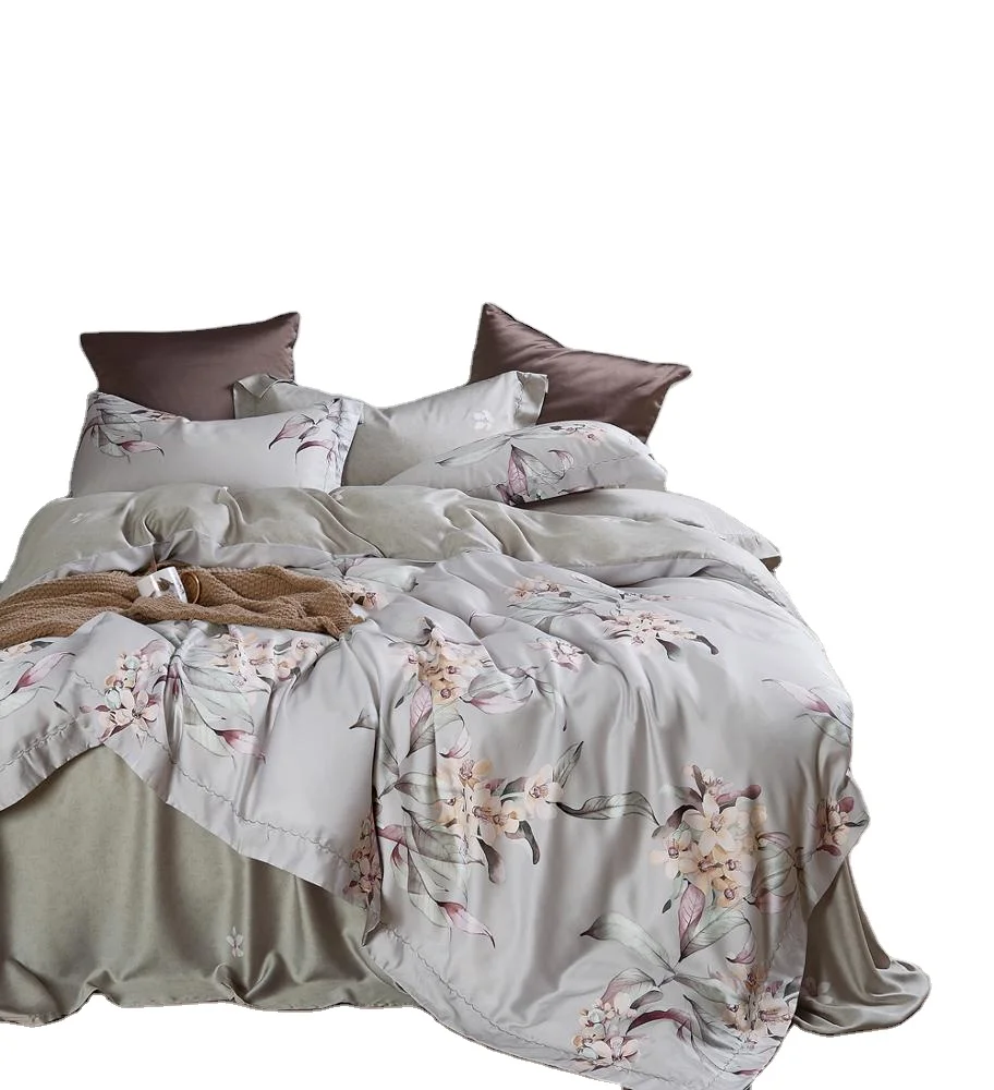 
 Качественный комплект постельного белья из тенселя с цветочным дизайном  