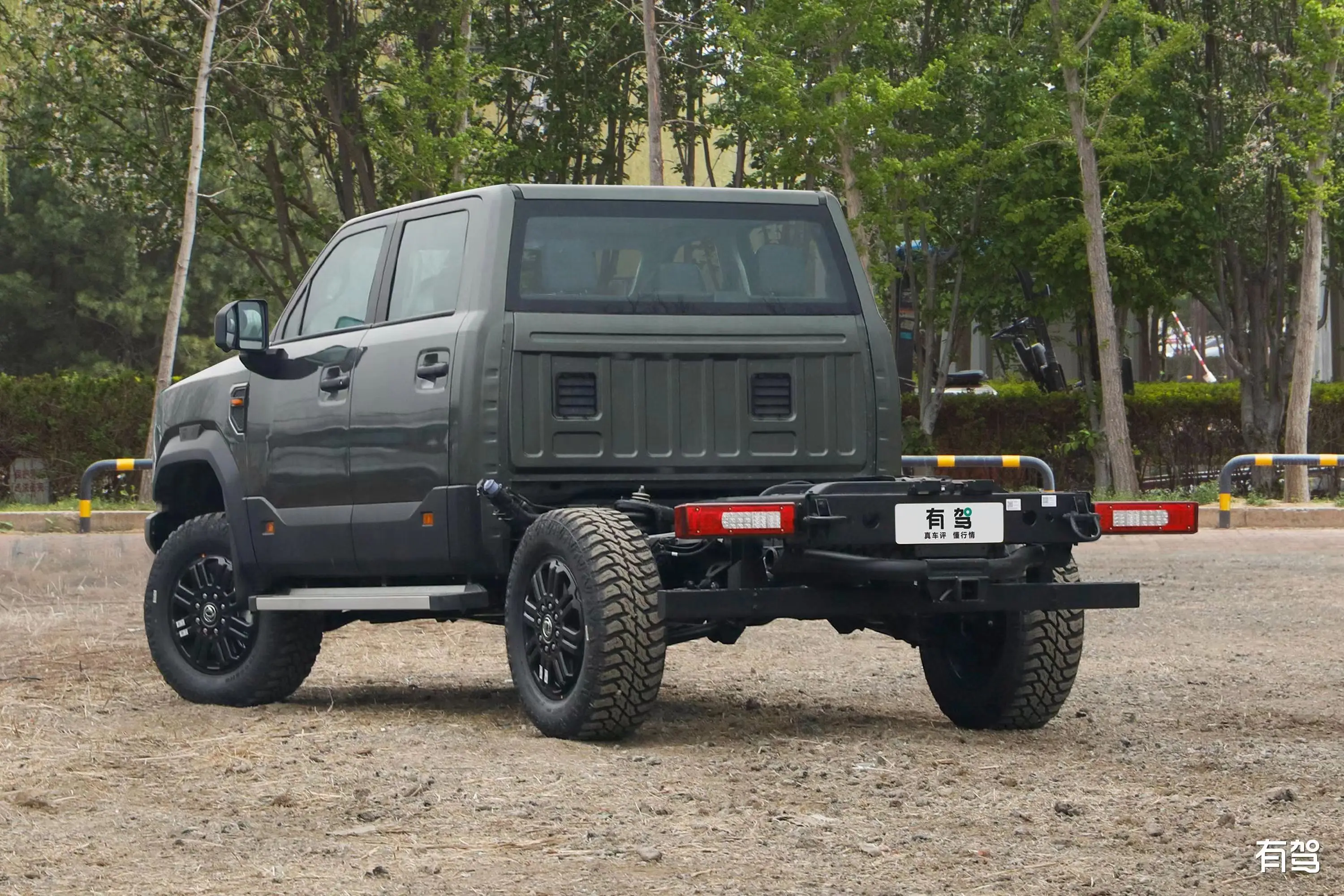 Лидер продаж пикап Dongfeng двигатель воин MS600 2023 6 7 т светодиодный турбо-темный гидравлический ручной 613 грузовик R20