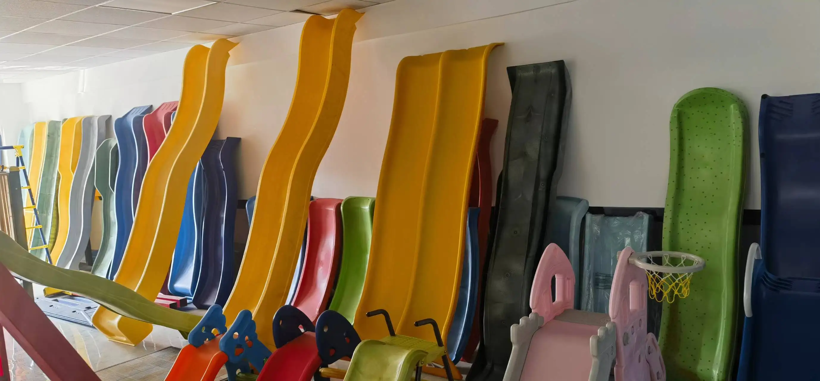 Injection molded slide Playground Accessories Plastic Slide For Kids JUNGLE GYM