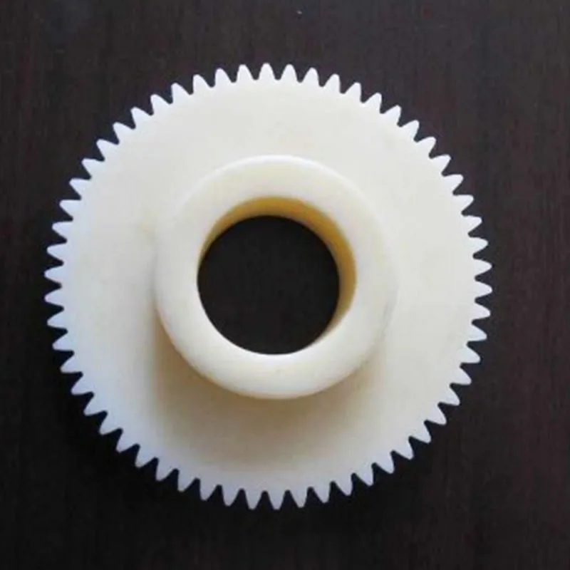 Factory  private  automotive parts made nylon gears or other plastic gear by injection moulding