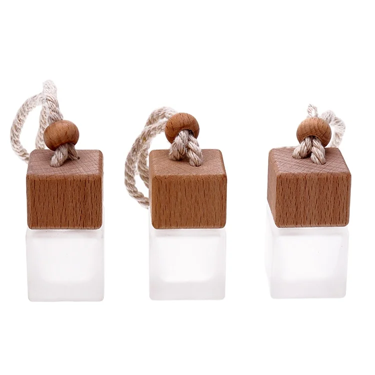 VISTA Wholesale high quality  Empty  Air Freshener Glass Bottle Hanging Car Perfume Bottle With Wooden Lid