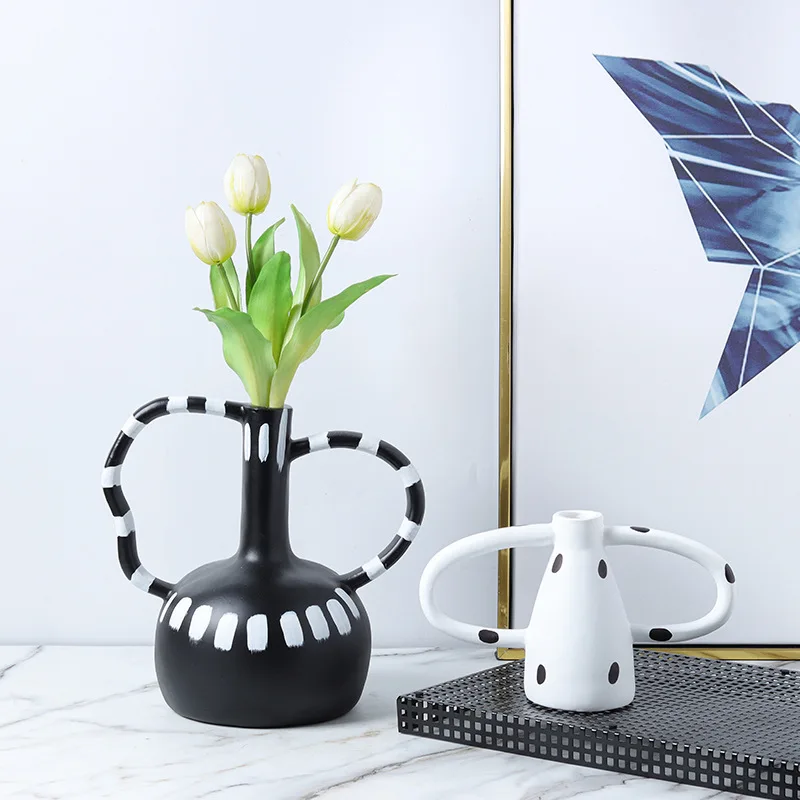 Interior Accessories Black And White Polka Dot Flower Vase Home Hallway Dried Flower Arrangement Decoration Resin Vase