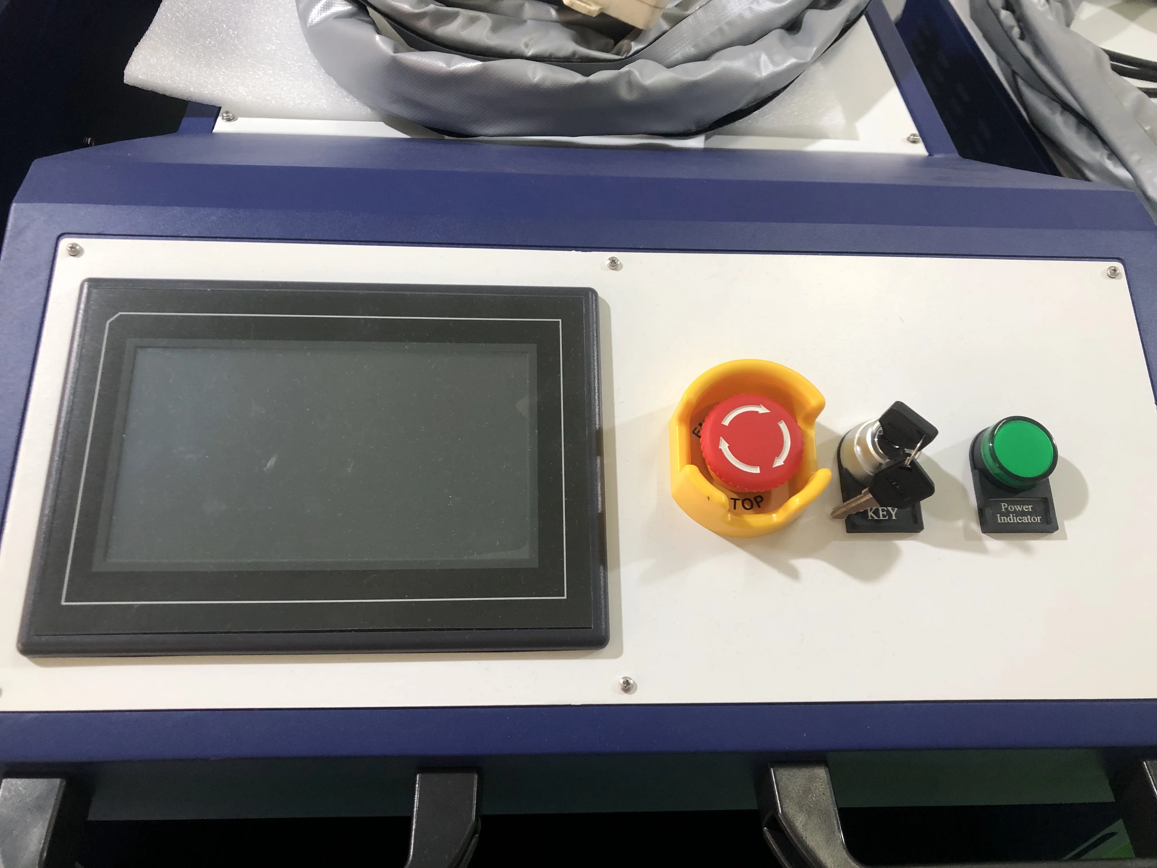 1500W 2000W 3000W 3-in-1 Handheld Automatic Fiber Laser Welder for Metal with Cutting Cleaning Functions Construction Industries