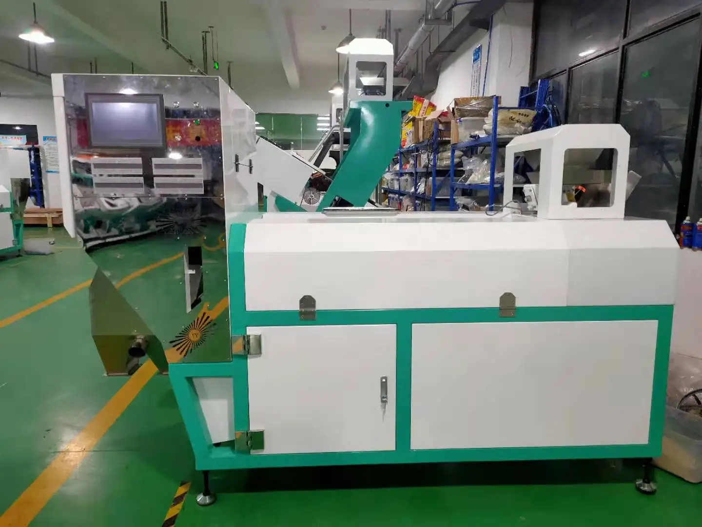 Belt Type WYB2 Cobblestone Color Sorting Machine For Pebbles Color Sorter And Cleaning Line With WIFI Remote System