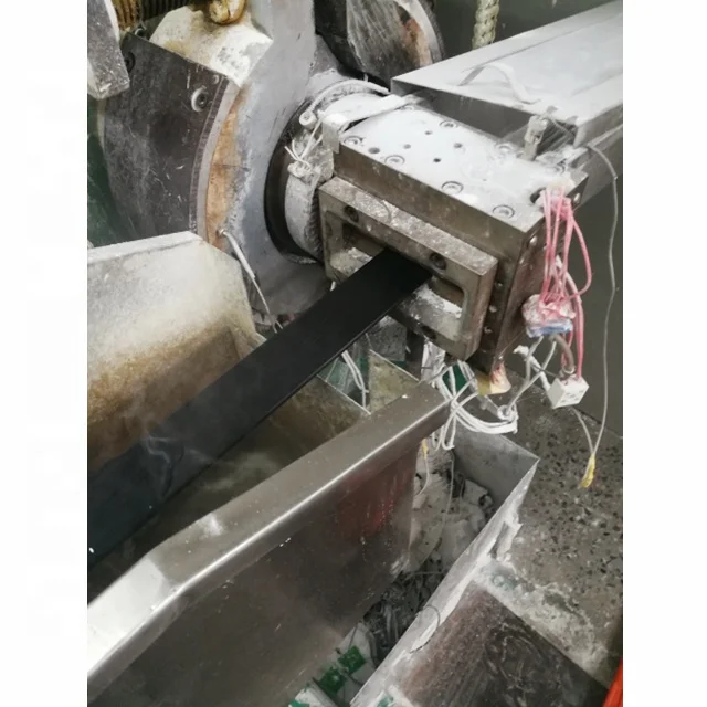 Flat cable extruder cross head for elevator cable submersible pump cables with inner heating