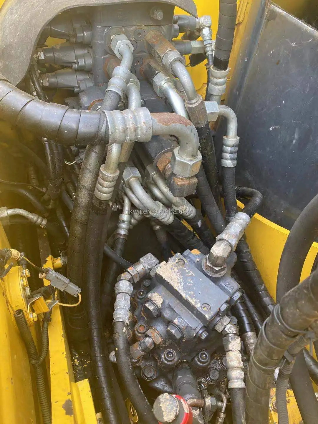 Б/у экскаватор Komatsu PC60/б/у мини-экскаватор komatsu
