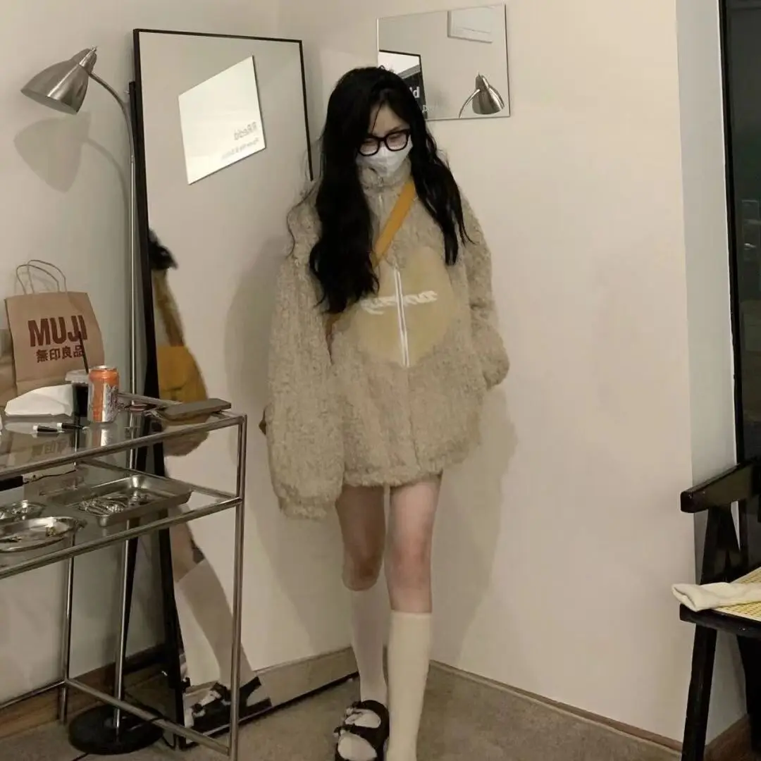 Luxury environmental protection imitation otter rabbit long fur fur coat women 2023 new mink fur coat factory direct sales.