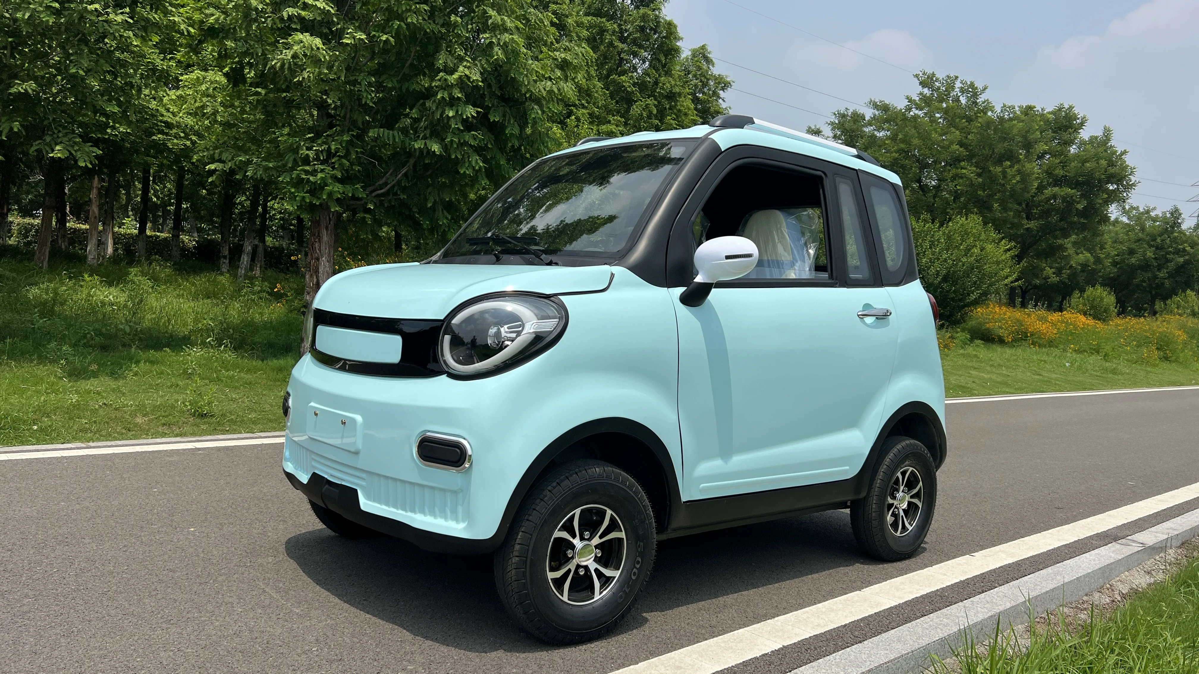 2024 electric low speed vehicle, 4 seats 2 doors electric vehicle, max speed 45km per hour electric 4 wheel vehicle
