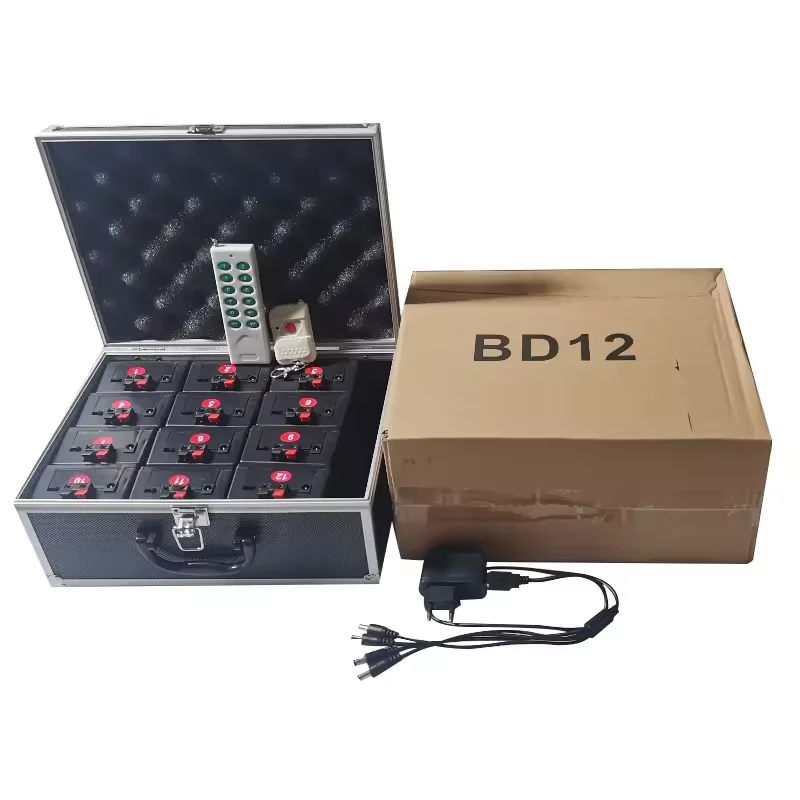 China Factory Supplied Cold Pyro Remote Control Fire Ignition Pyrotechnics Fireworks Firing System of 12 Receivers Rechargeable