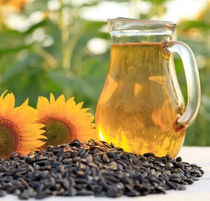 Crude Sunflower Oil USA  BEST Sunflower Cooking Oil/ Refined Sunflower Oil / Pure Sunflower Oil /