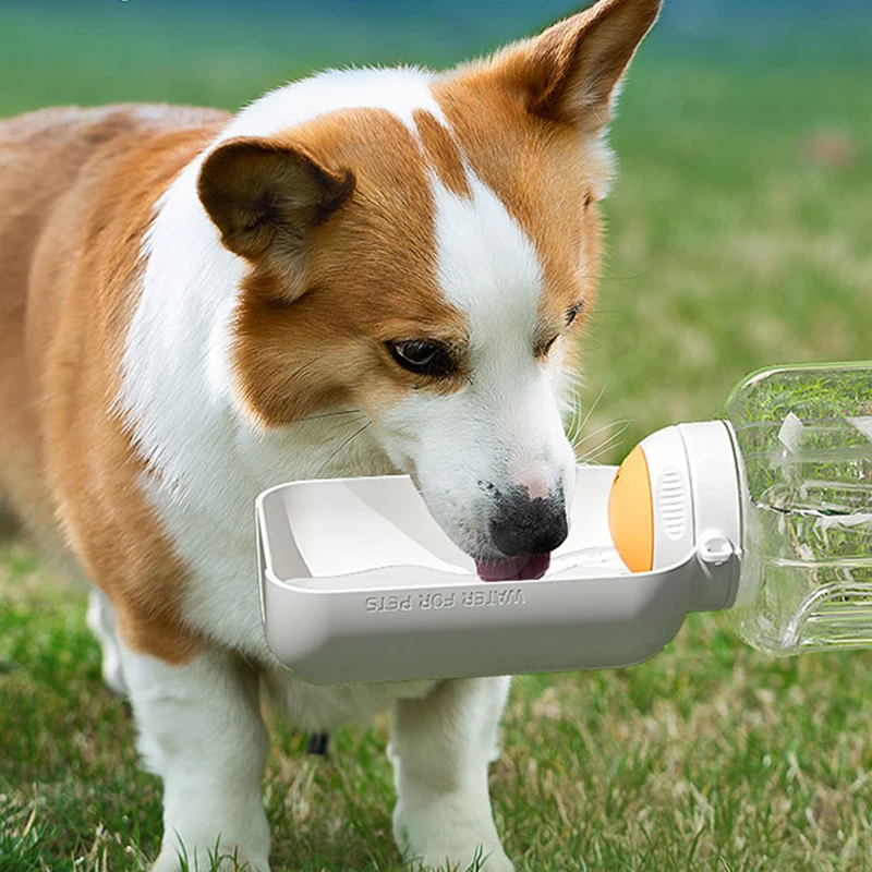 Fast Shipping Wholesale Manufacturer ABS 1.5L 2 in 1 Food & Water Pet Bowls in Travel Portable Pet Dog Water Bottle for Outdoor