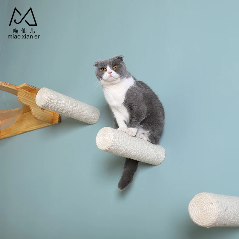 2020  NEW Cat wall cat Wall Mounted Scratching Post Cat Platform with Sisal Step